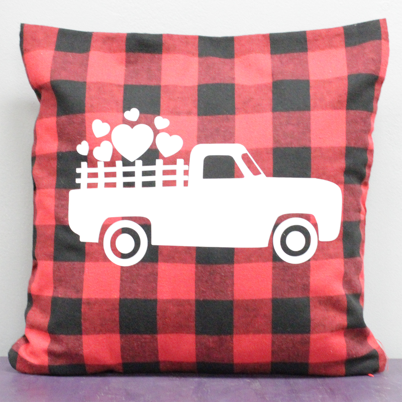 farmhouse truck pillow - julie's cool crafts